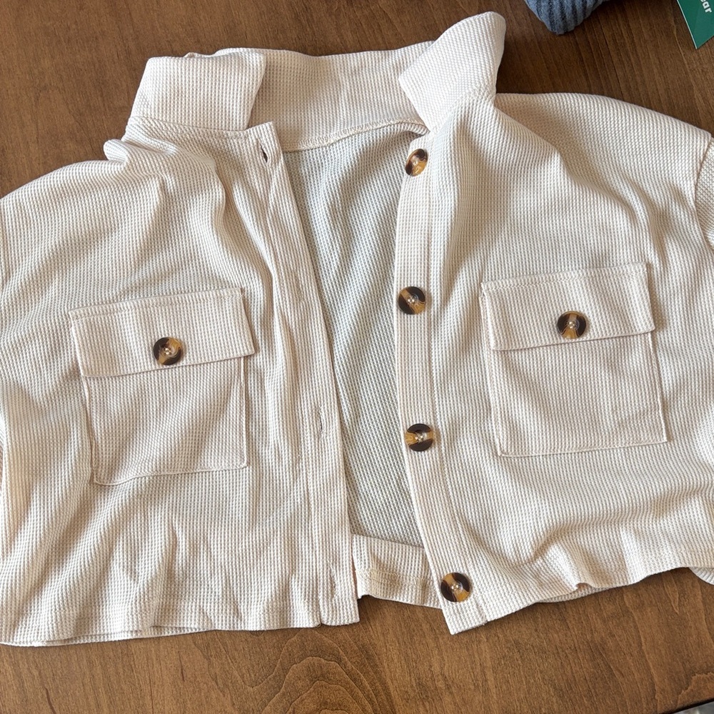 ROMWE Cropped Yellow Button Up Jacket